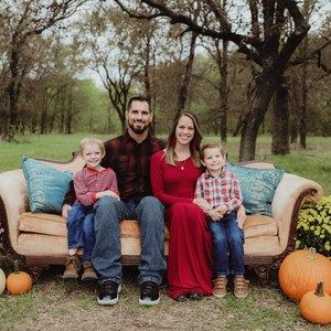 Meet your Posher, Macie